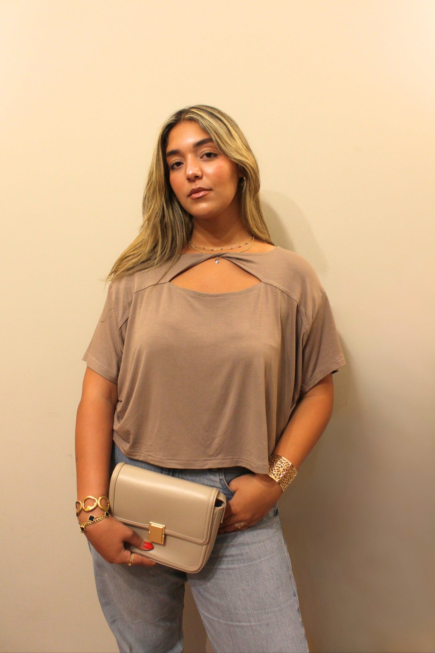 Luna Twist Top in Mocha