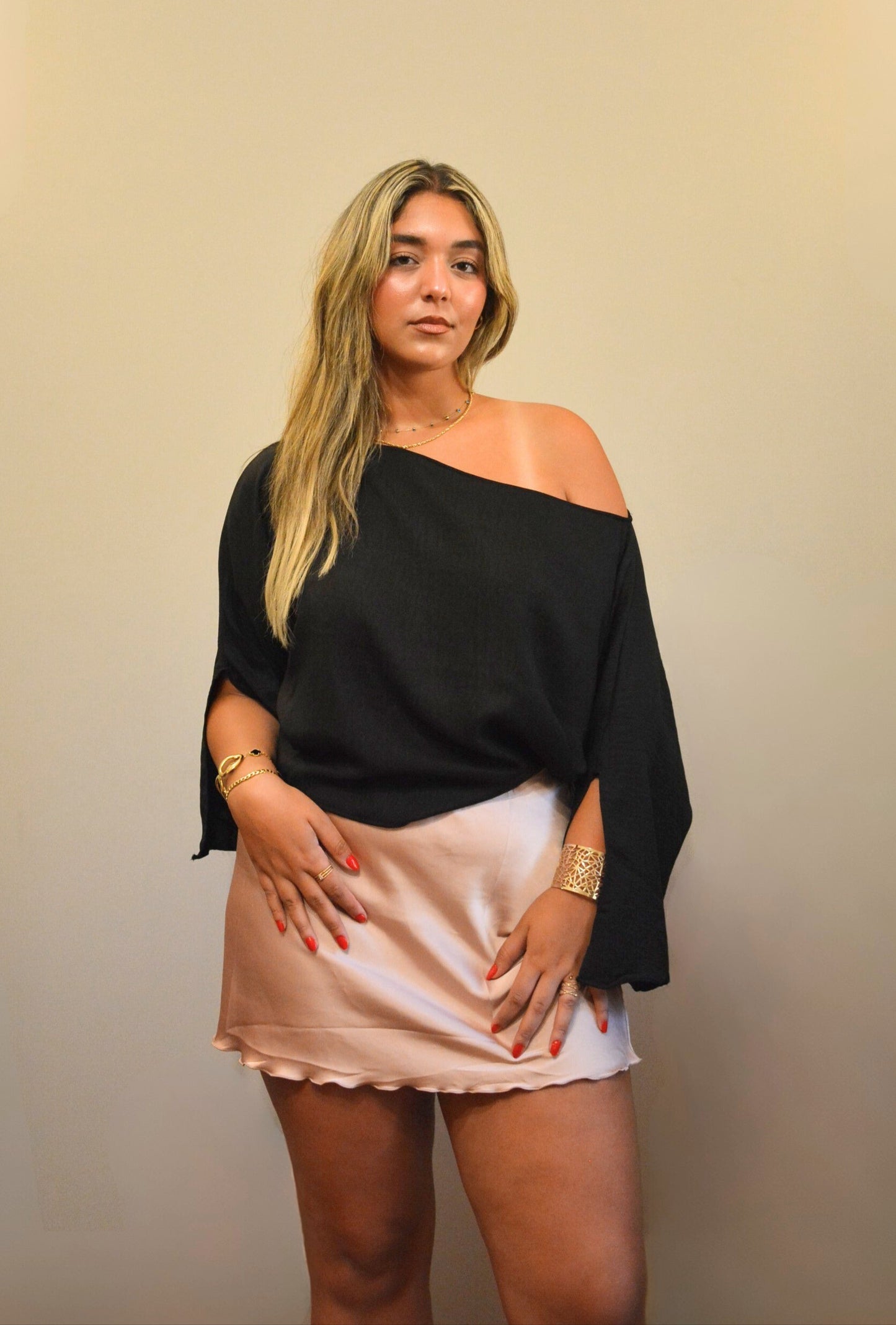 Ayla Linen Top in Black