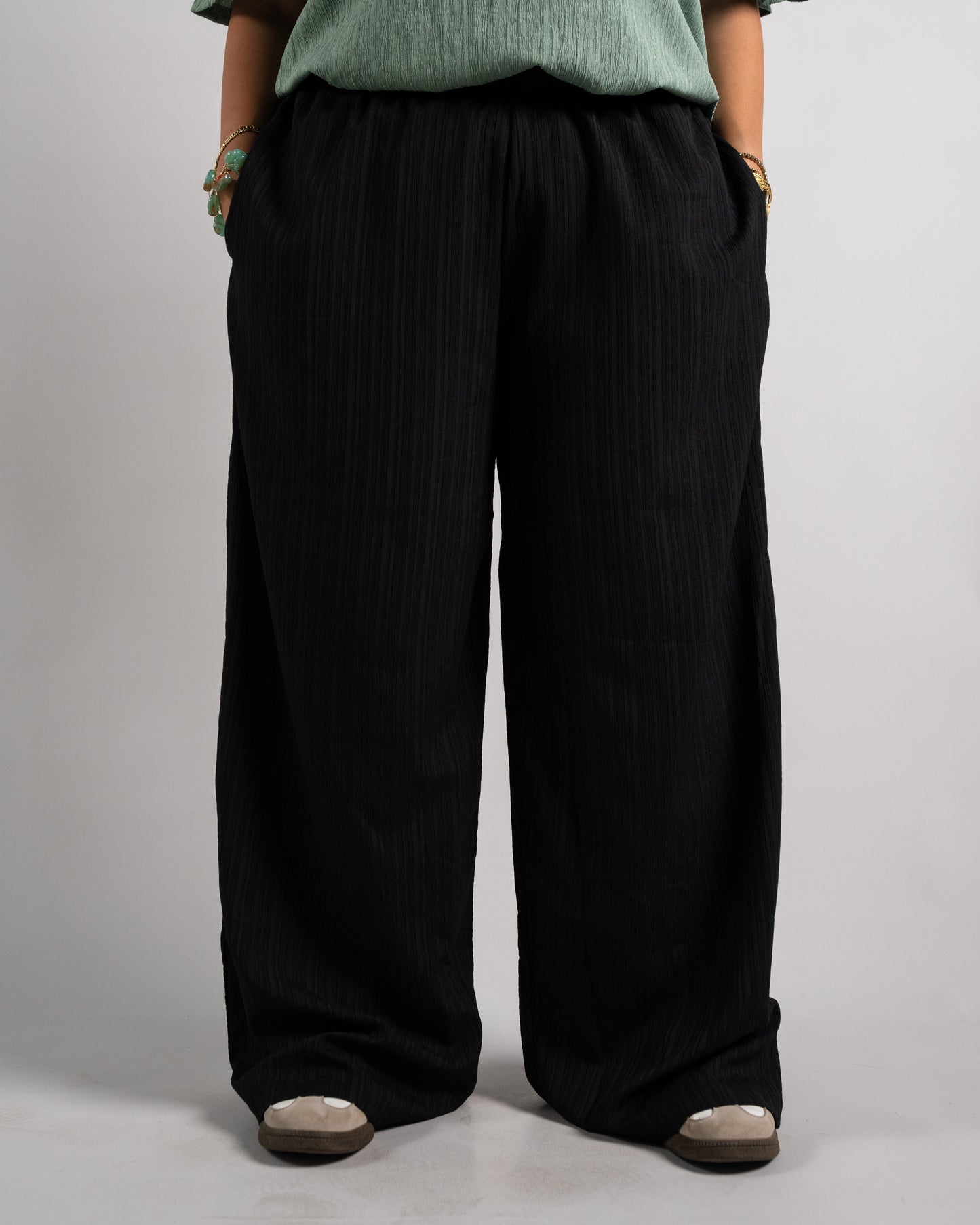 Giza Wide Leg Pants