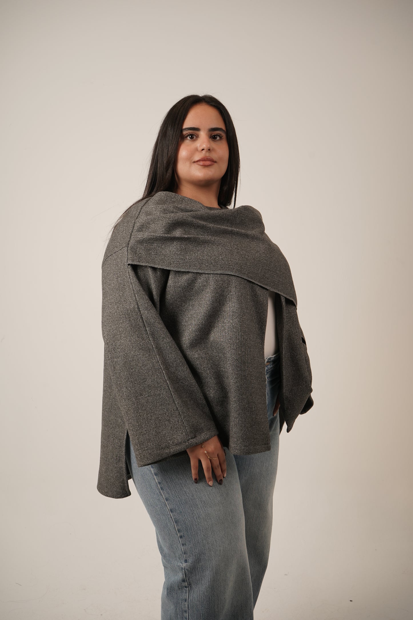 Lia Shawl Jacket in Grey