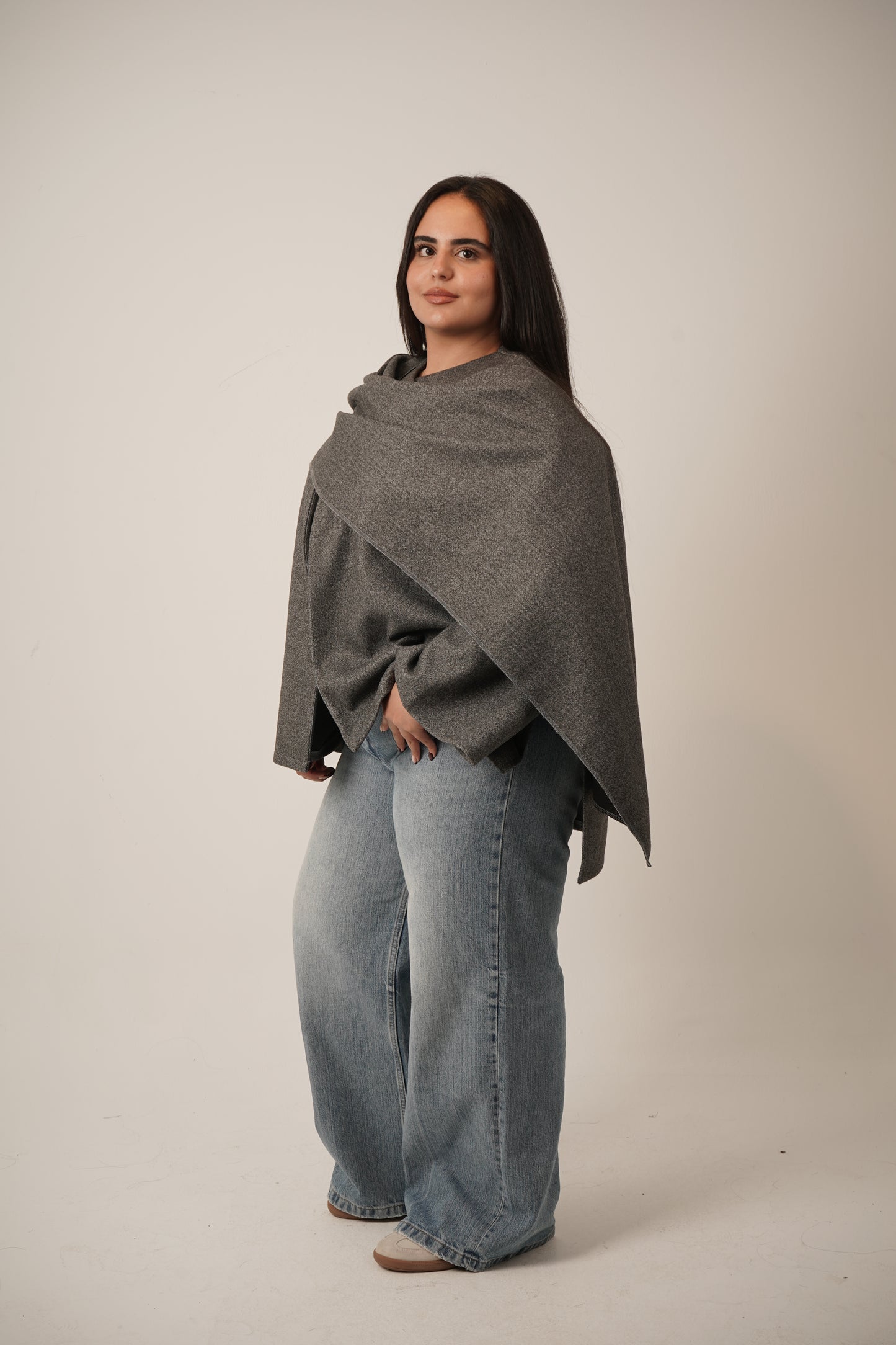 Lia Shawl Jacket in Grey